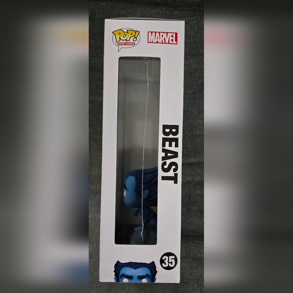 Funko Marvel Beast with Comic PE Exclusive 60th anniversary pop - Picture 3 of 7